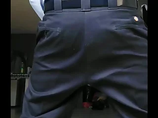 Maestro caliente se saca la leche