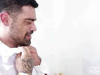 Despedida de Solteiro gay bantam dia execute casamento de um deles &excl;